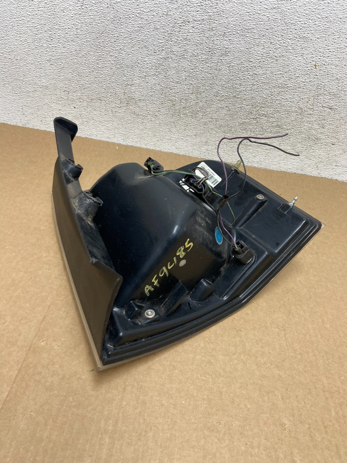 2007 to 2010 Ford Edge Tail light Left Driver Side AF9485 DW6