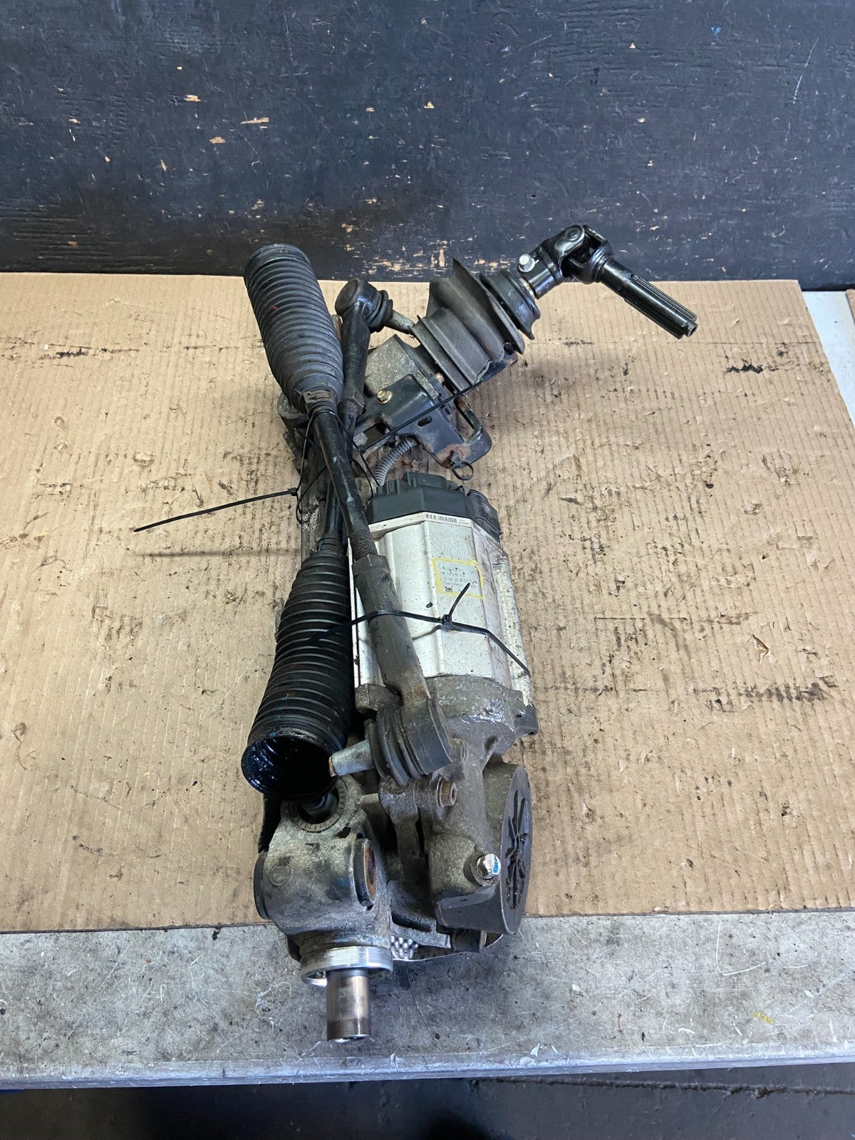 2013 2014 Buick Regal Power Steering Gear 13376583 Q3269 PS2