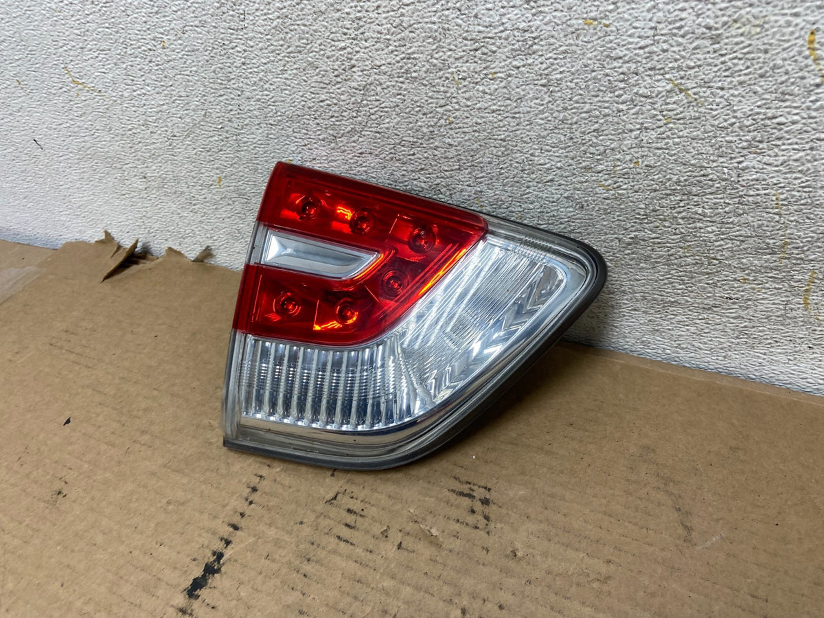 2014 to 2015 Nissan Pathfinder Hybrid Left Driver LH Inner Tail Light AH4128 DG2