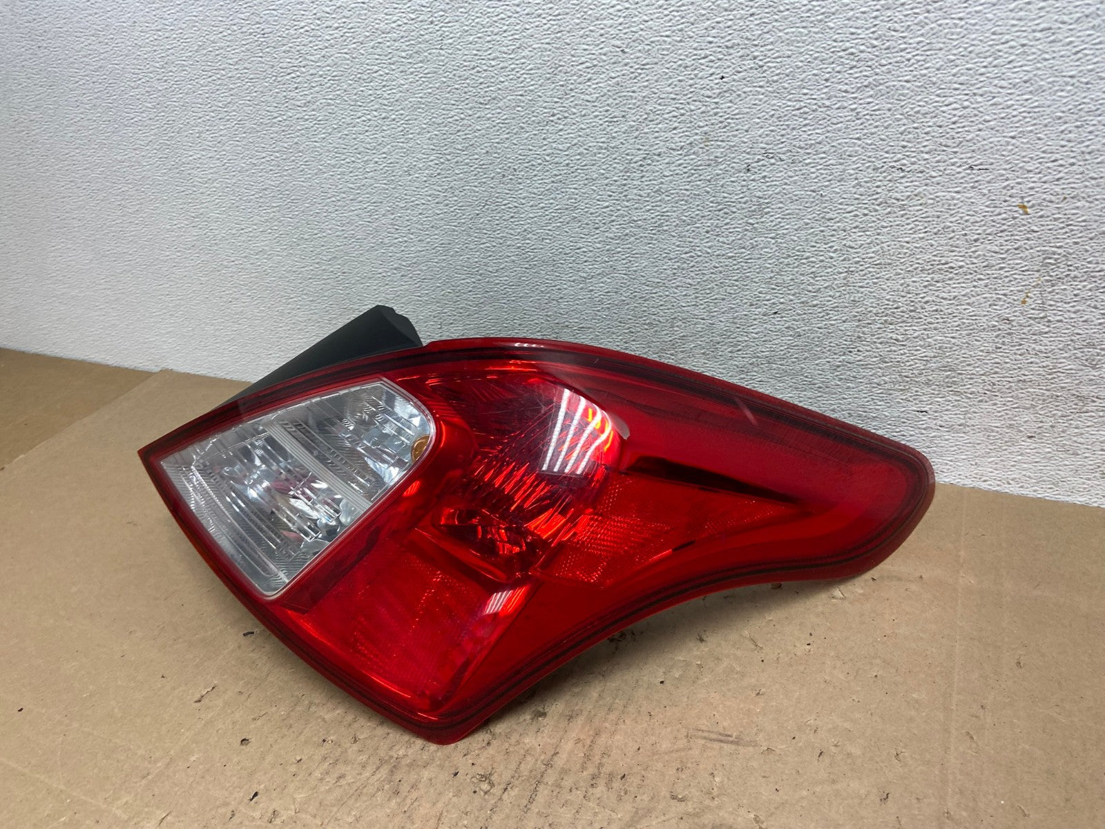 2012-2019 Nissan Versa Sedan Right Side Passenger Rh Tail Light AE6458 LK1