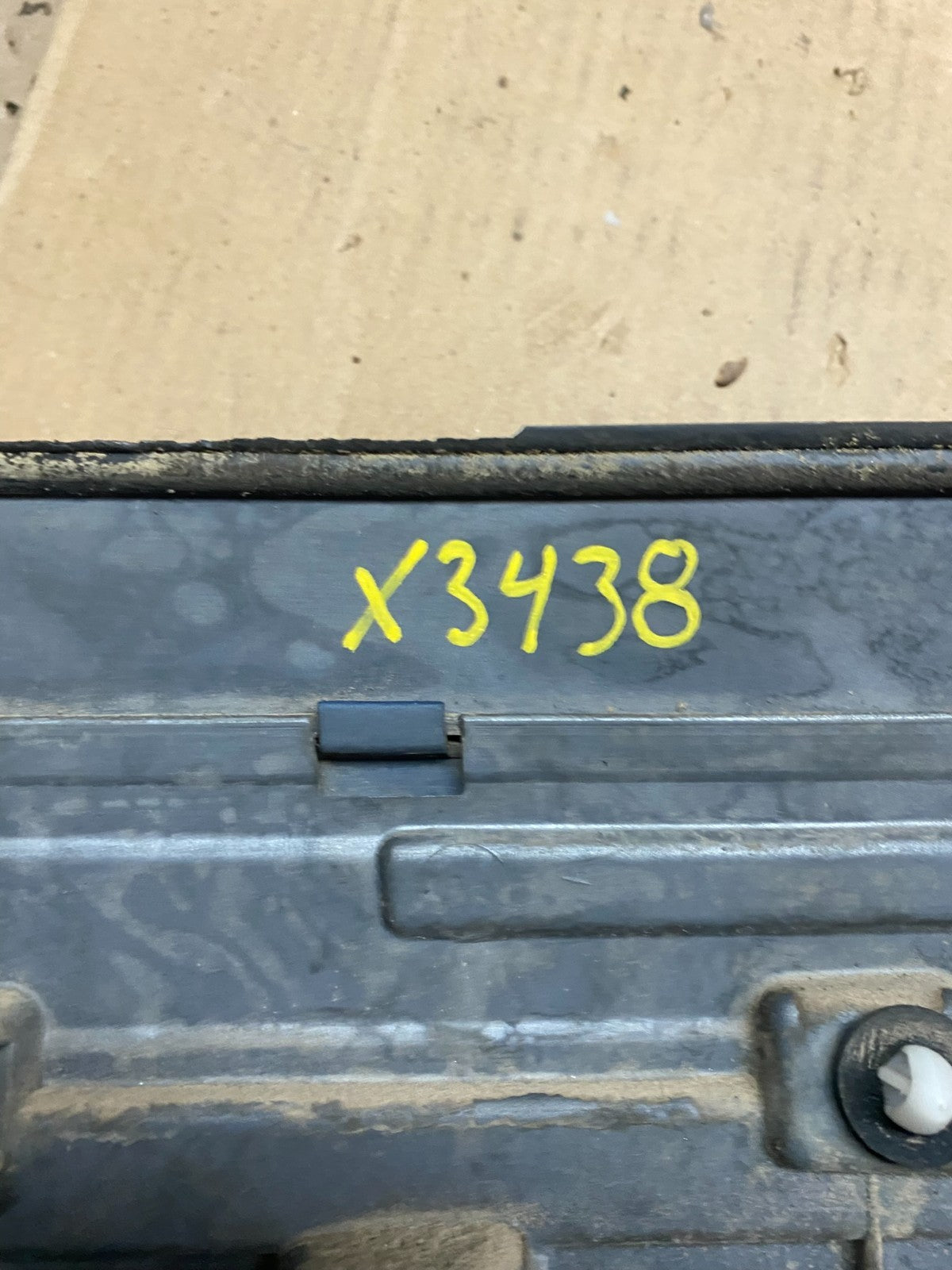 2006 2007 2008 Subaru Forester  Liftgate Tailgate Trunk Trim Molding X3438 DG12
