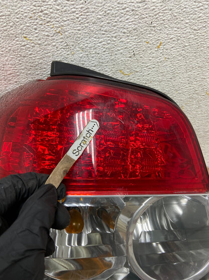 2006-2007 Toyota Highlander Hybrid Left Driver LH Side Tail Light AH9144 LK4