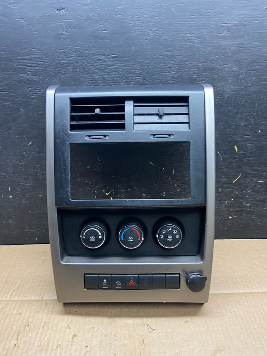 2008 to 2012 Jeep Liberty Dash Climate Temperature Control Radio Bezel V1379 DG0
