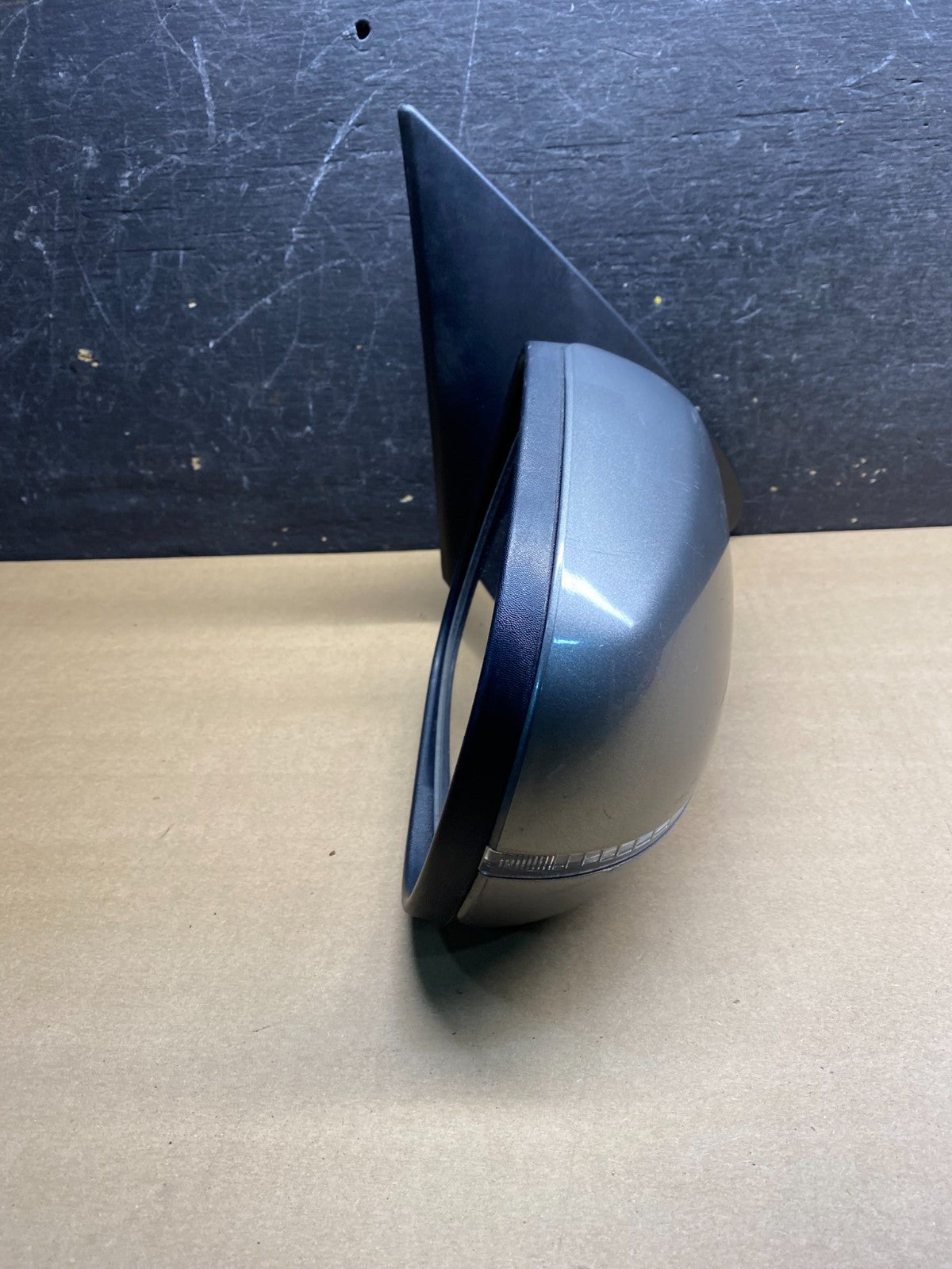 2010 to 2013 Kia Forte Sedan Right View Turn Signal Mirror OEM W4039 MS1