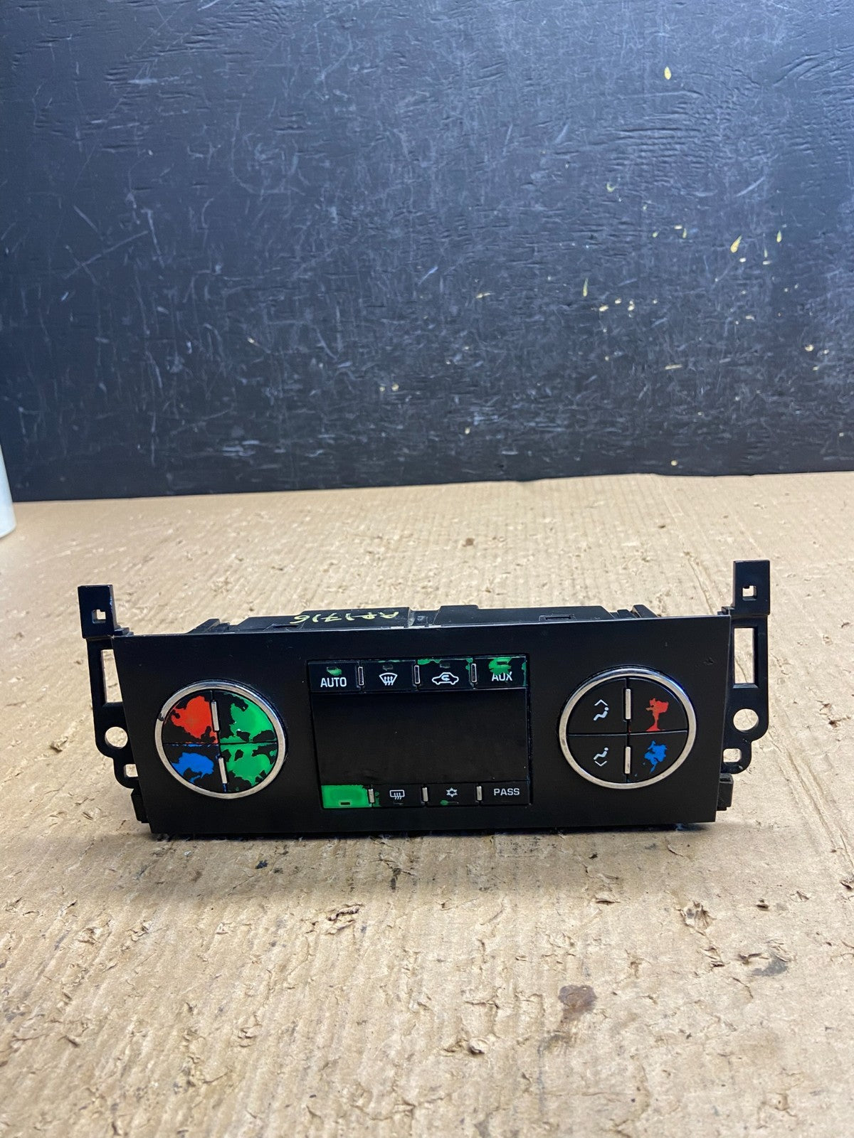 2007-2011 GMC Yukon Tahoe Automatic Climate Temperature Temp Control AF1716 DG0