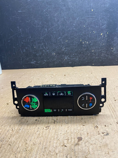 2007-2011 GMC Yukon Tahoe Automatic Climate Temperature Temp Control AF1716 DG0