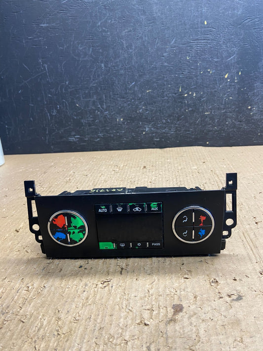 2007-2011 GMC Yukon Tahoe Automatic Climate Temperature Temp Control AF1716 DG0