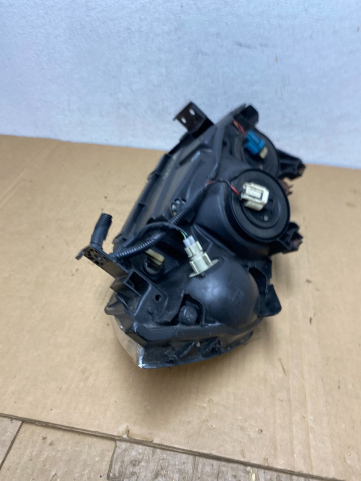 2001 to 2003 Acura MDX Passenger Right RH Headlight AD2677 DW5