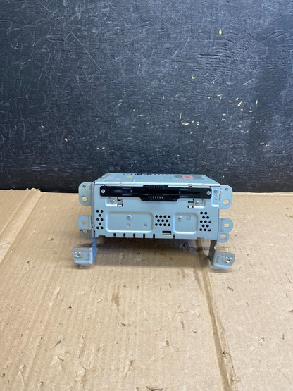 2015 Lincoln Mkt Am Fm Cd Player Radio Receiver ai2734 DG0
