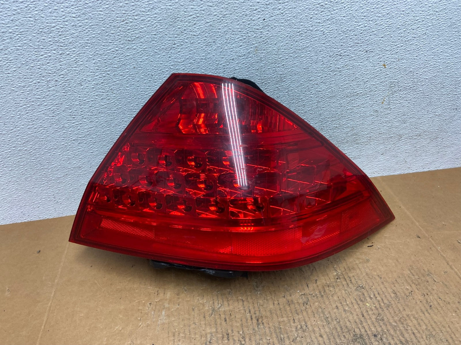 2006 - 2007 Honda Accord Right Passenger Side Tail light AE1465 LK0