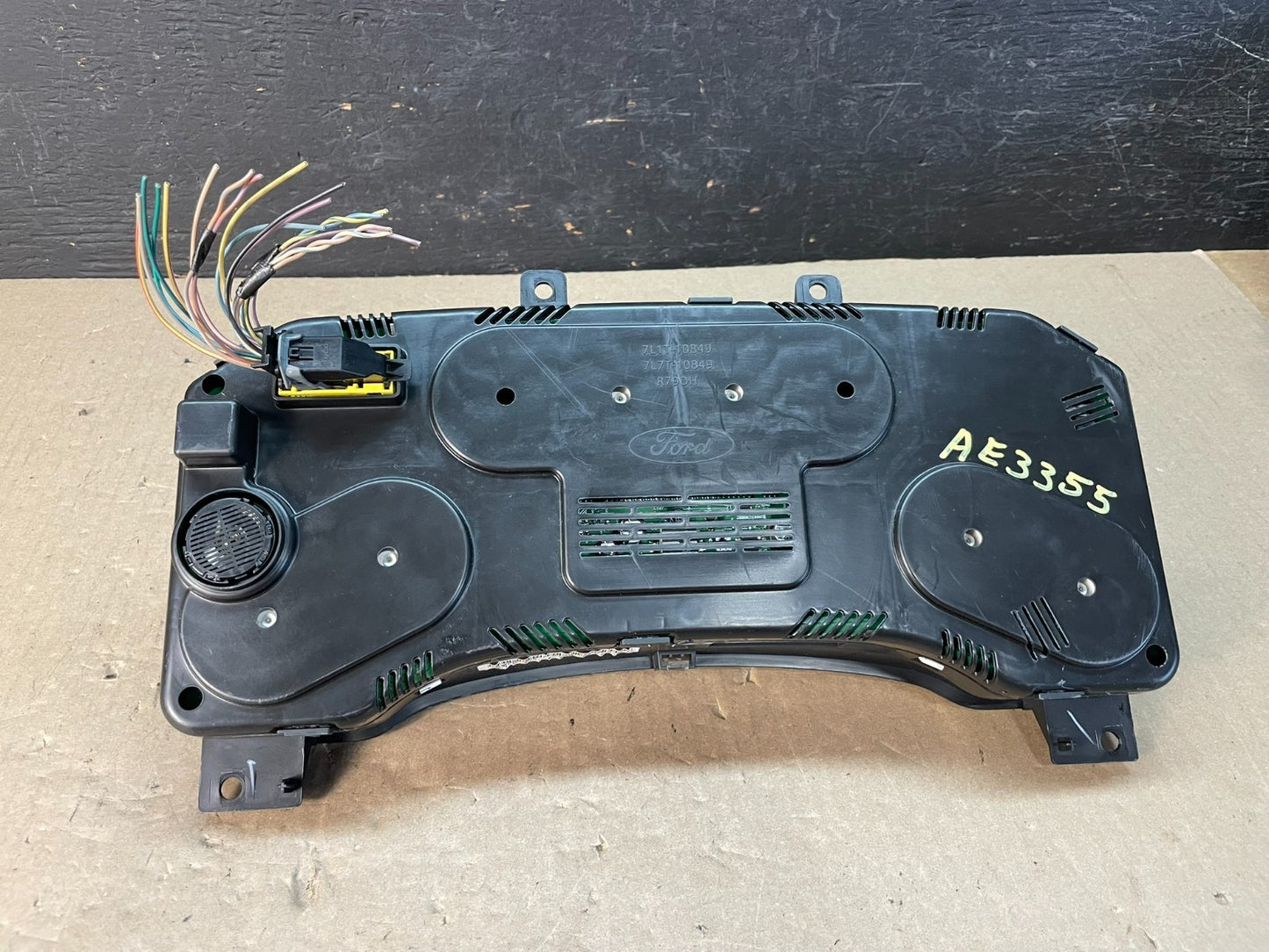 2007 2008 Ford Expedition Speedometer Cluster Gauge 7L1T-10849 ae3355 DG7