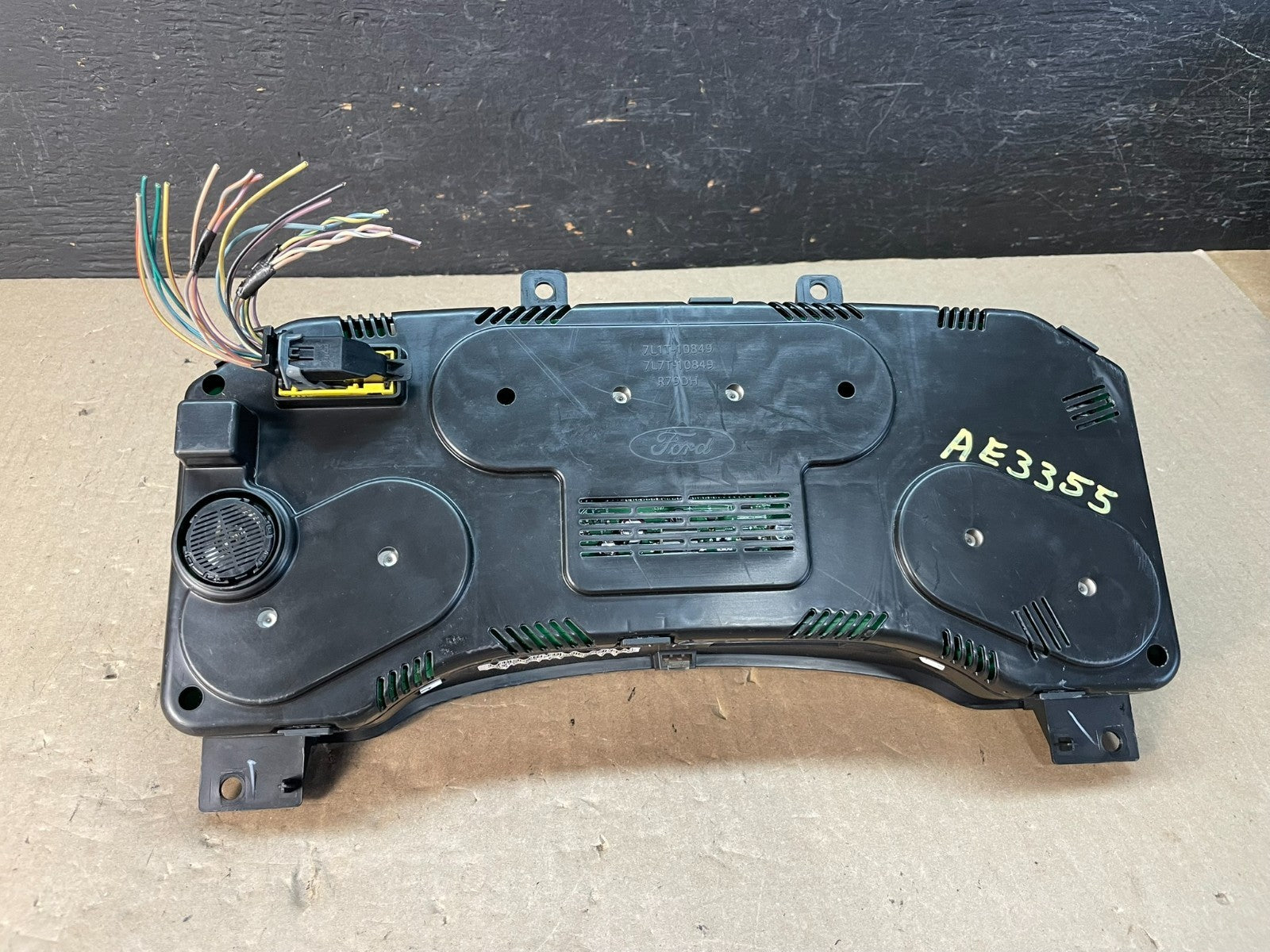 2007 2008 Ford Expedition Speedometer Cluster Gauge 7L1T-10849 ae3355 DG7