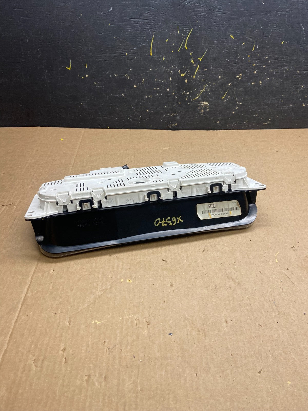 2011 Nissan Xterra Speedometer Instrument Cluster OEM X6570 DG4