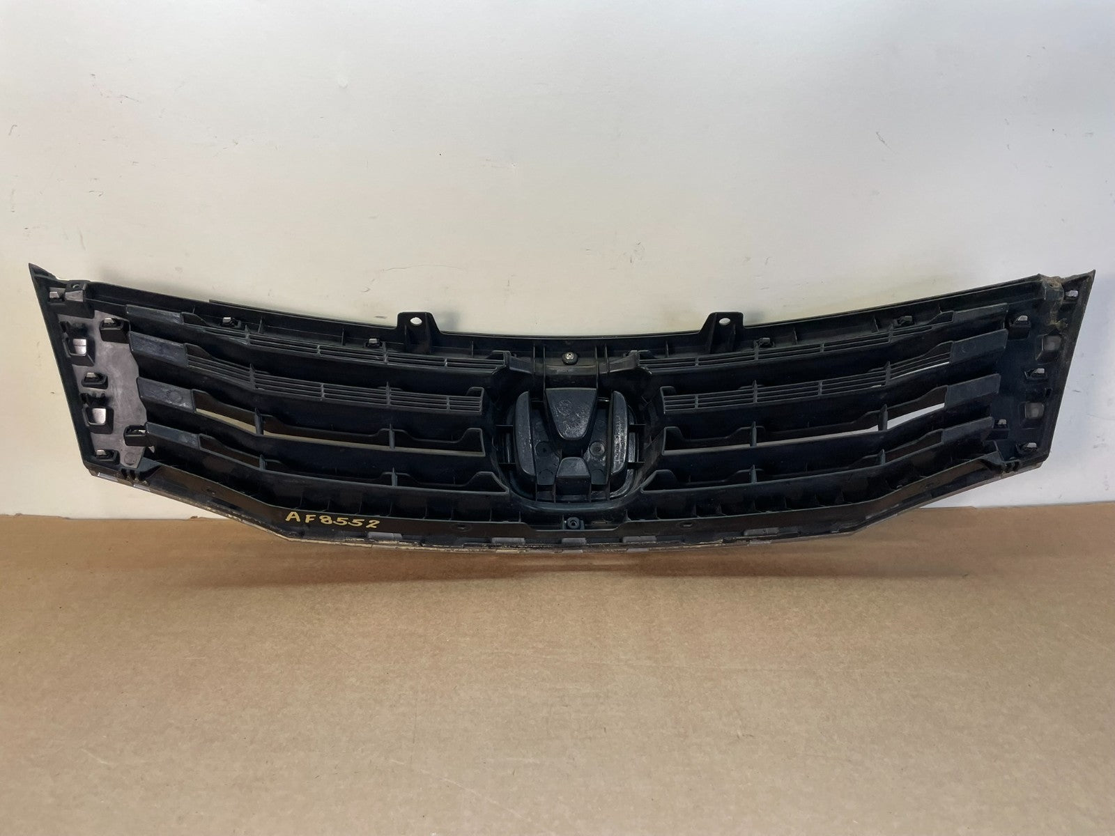 2008 2009 2010 Honda Accord Sedan Front Upper Grill Grille AF8552 DG3
