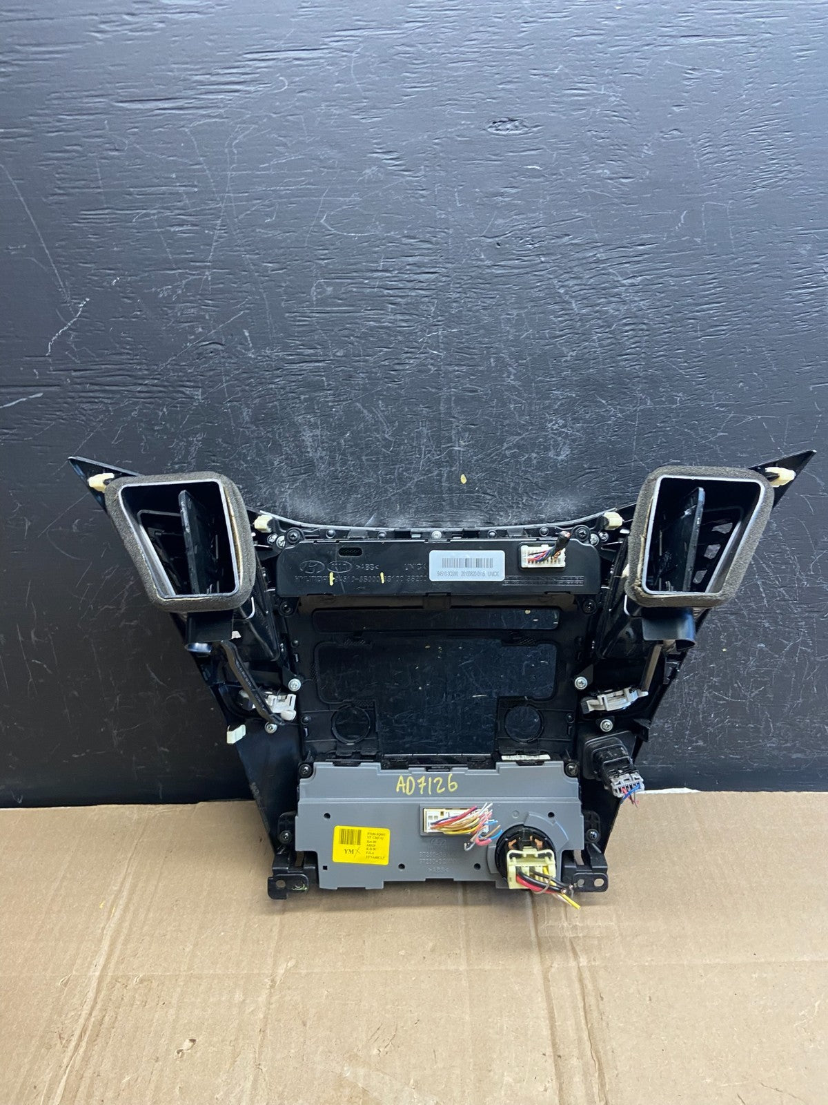 2011 - 2014 Hyundai Sonata Center Radio Climate Control Air Vent Bezel AD7126 DG5