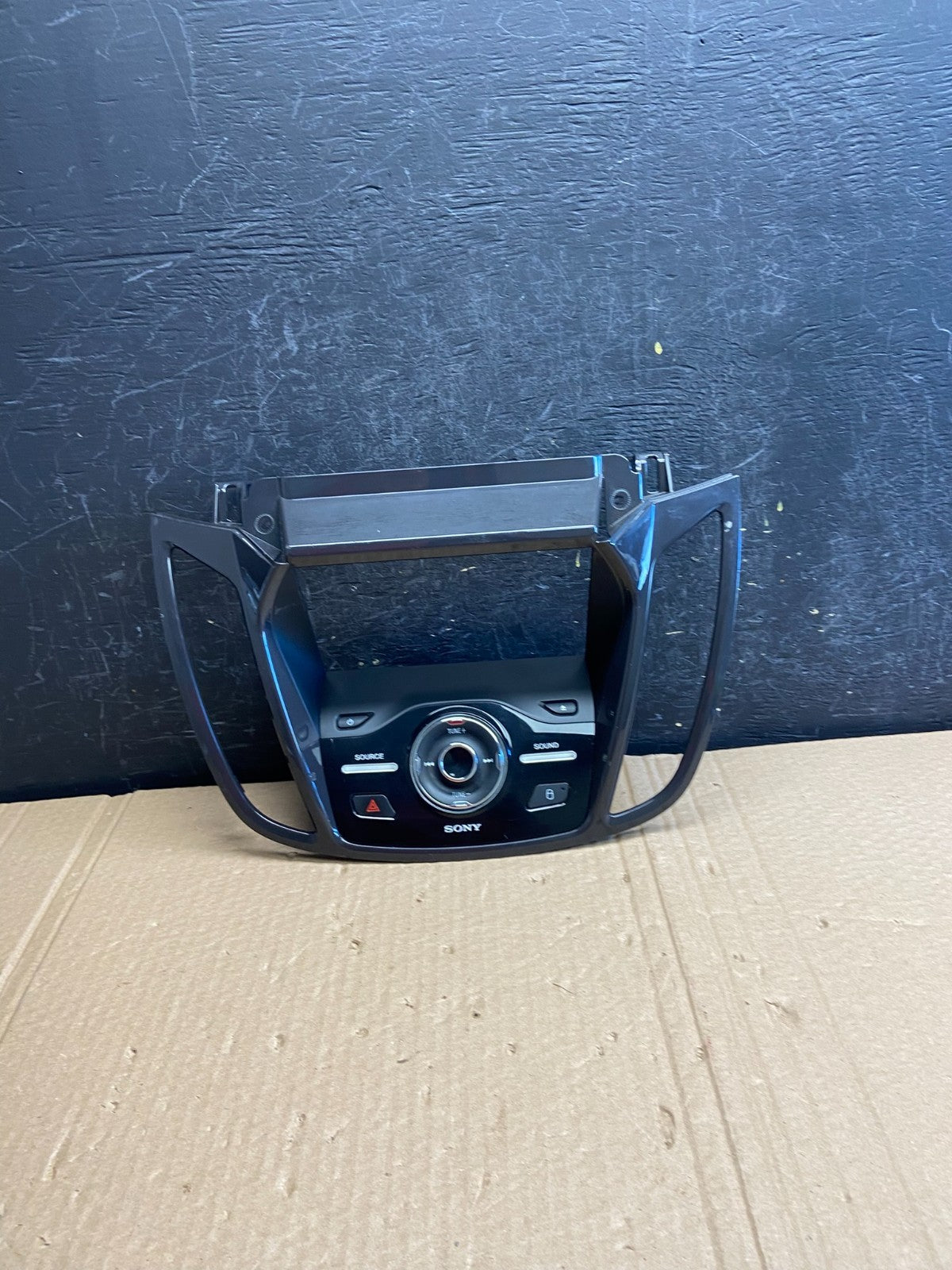 2013 to 2016 Ford Escape Dash Radio Control Panel Bezel CJ54-18835-CGW AF61800