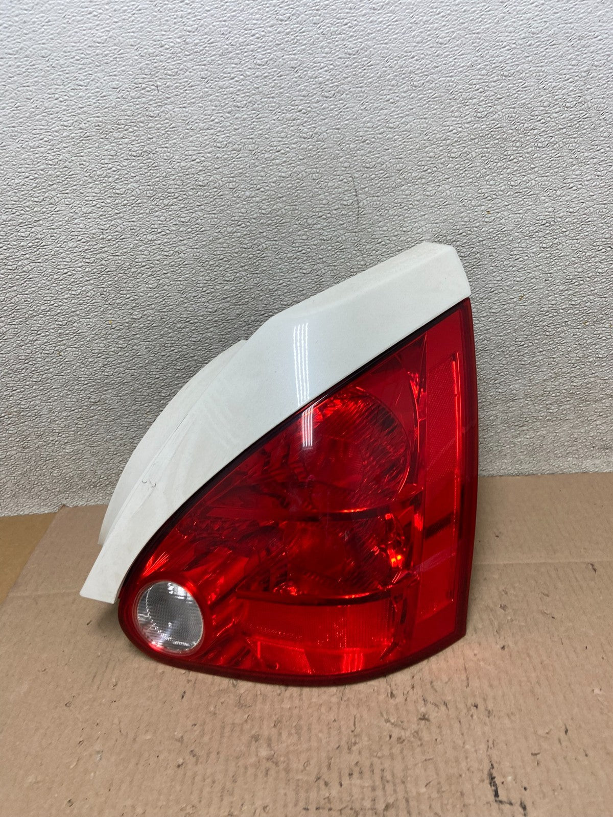 2004 2005 2006 2007 2008 Nissan Maxima Right Passenger Tail Light Oem Z4060 DW0