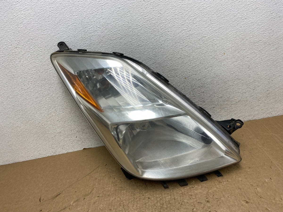2004-2005 Toyota Prius Right Passenger RH Halogen Headlight AG1363 DW0