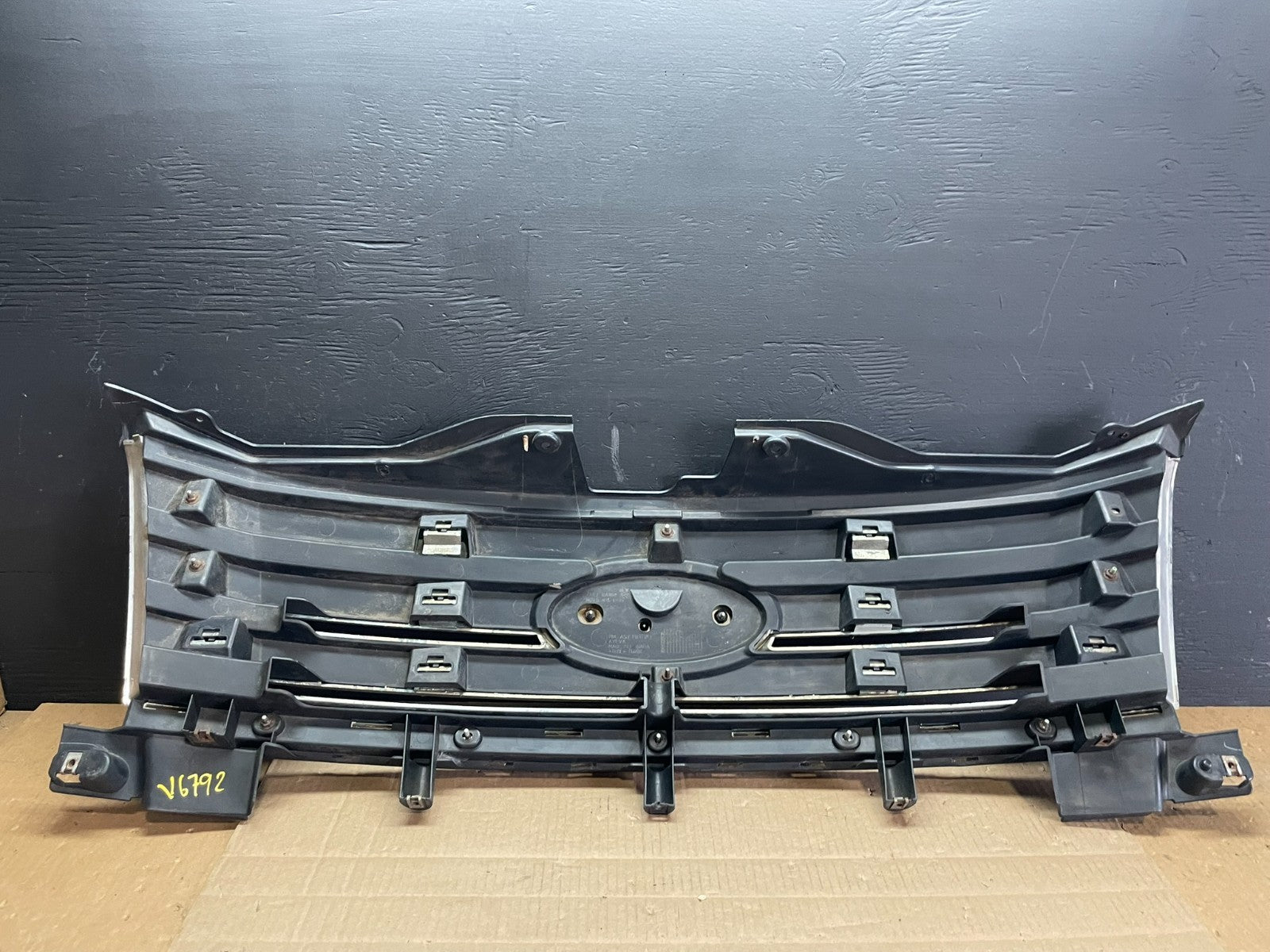 2007 2008 2009 2010 Ford Edge Front Upper Chrome Grill Grille Oem AB7644 DG5