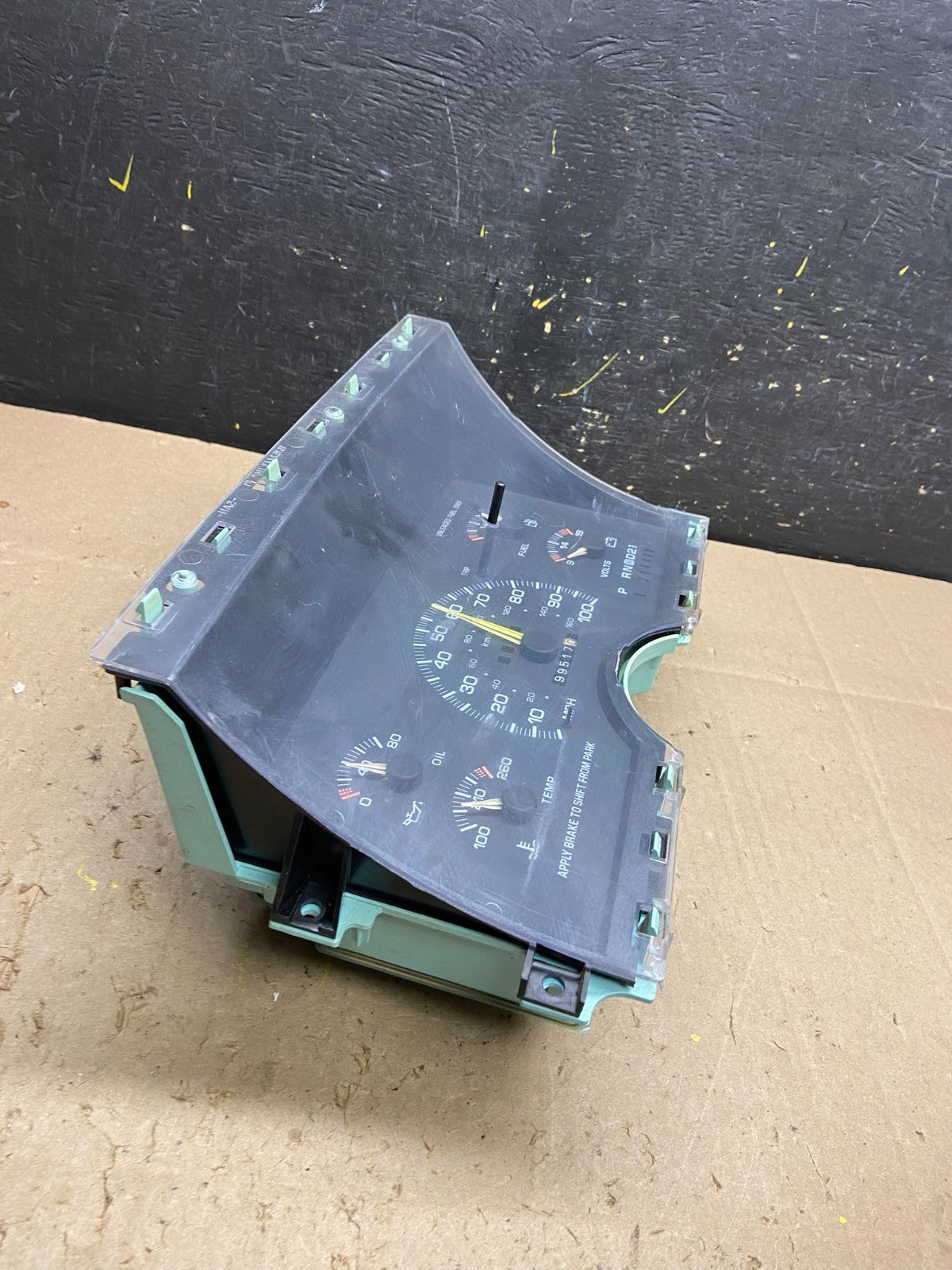1995 Chevrolet Astro Cluster Gauge Speedometer ECM U4953 DG2