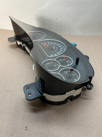 2002 - 2005 GMC Envoy Speedometer Cluster Gauge AJ0871 DW2
