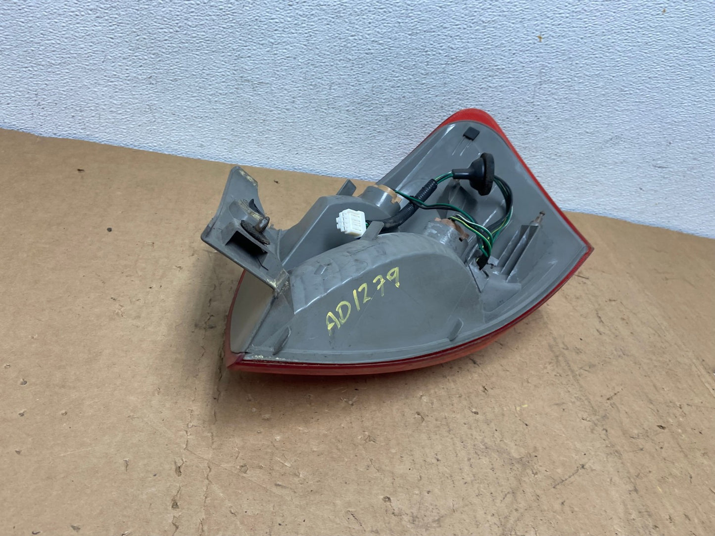2008 to 2015 Nissan Rogue Left Driver Lh Side Tail Light AD1279 LK6