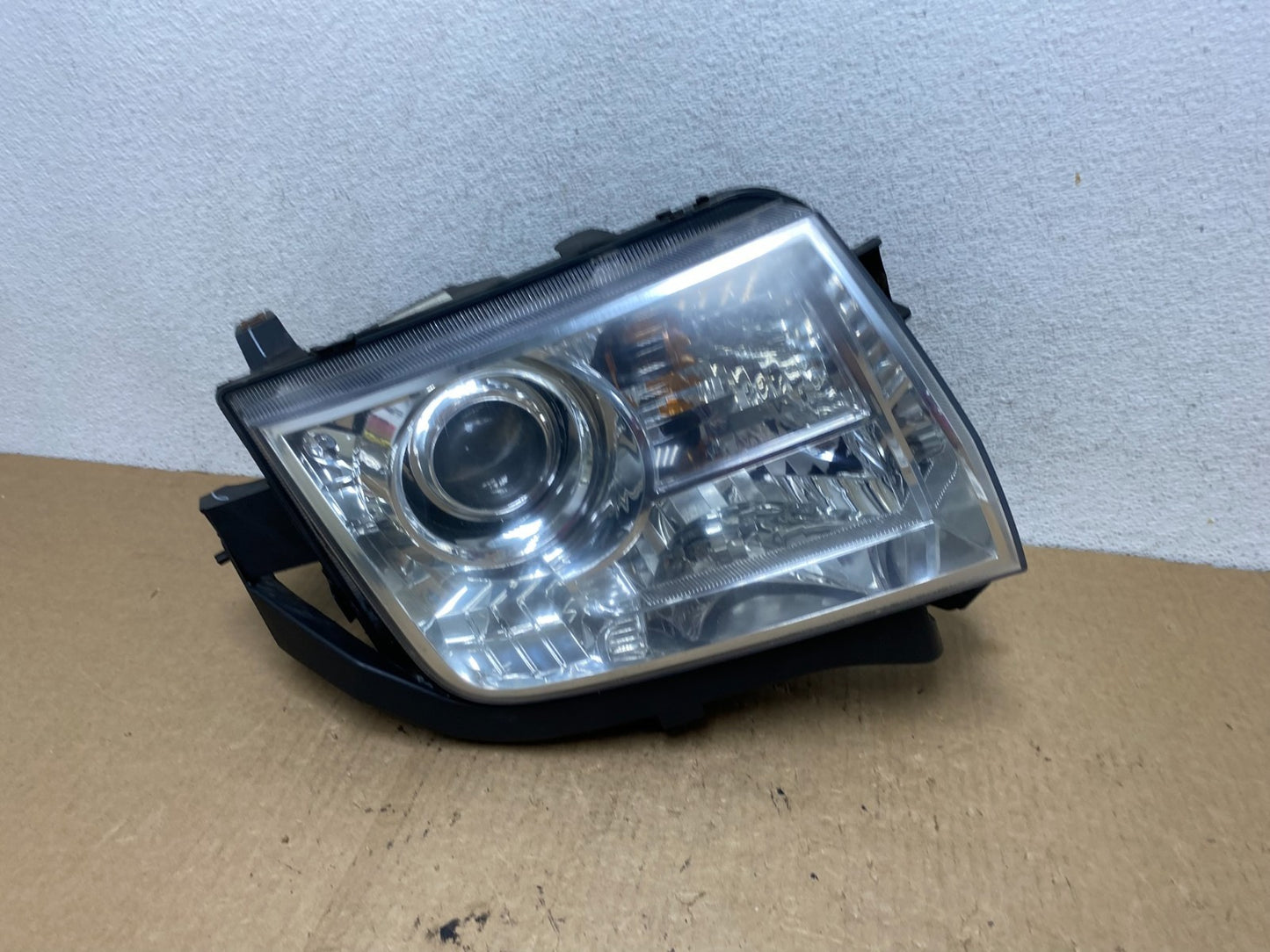 Halogen 2007 to 2010 Lincoln MKX Headlight Right Passenger Side AF9778 DW0