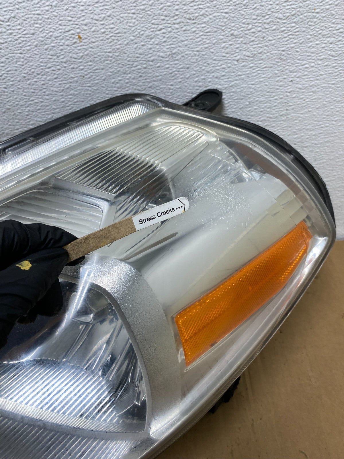 2008 to 2012 Nissan Versa Headlight Halogen Left Driver Lh Side AD1208 DW3