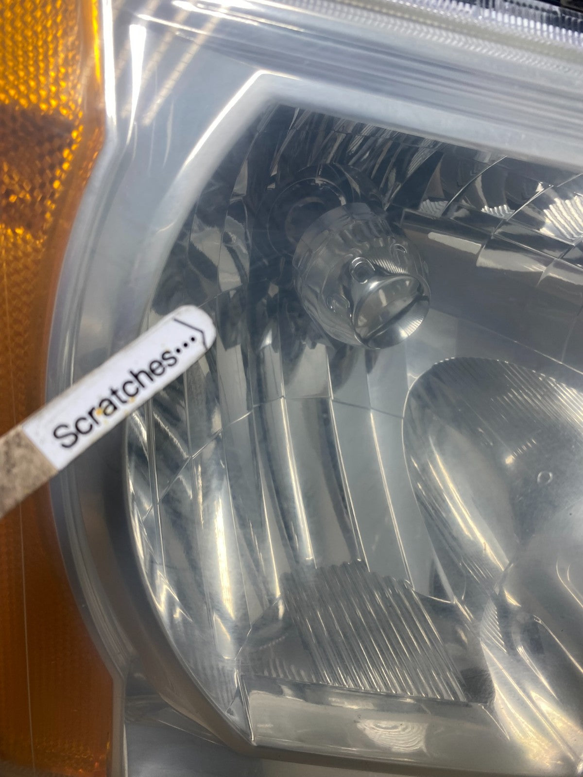 2005-2015 Nissan Xterra Right Passenger RH Headlight OEM AB8030 DW3
