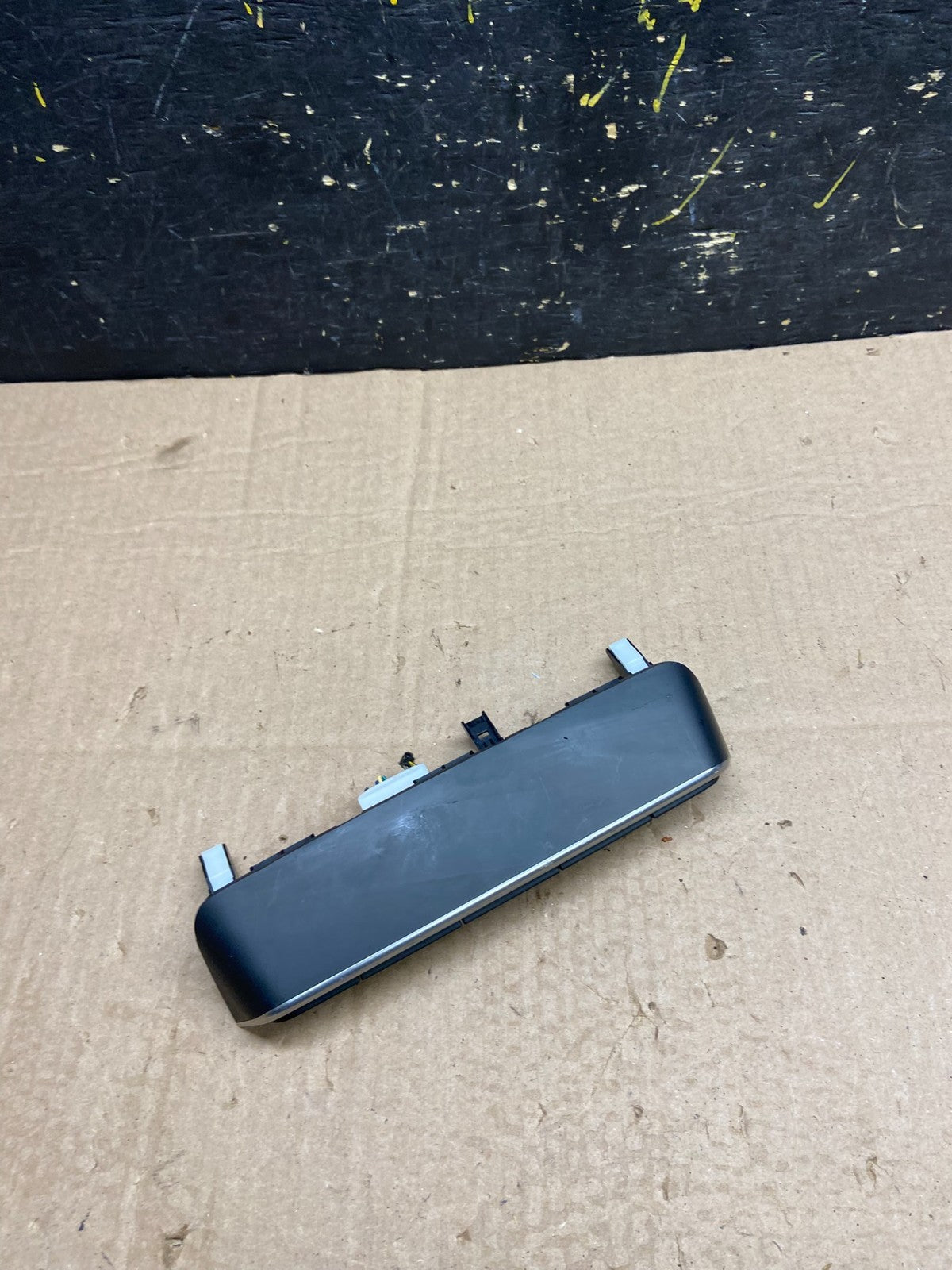 2017 - 2020 Kia Sorento Center Seat Heater Center Console Switches OEM Z0091 DG4