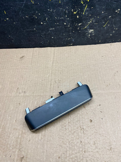 2017 - 2020 Kia Sorento Center Seat Heater Center Console Switches OEM Z0091 DG4