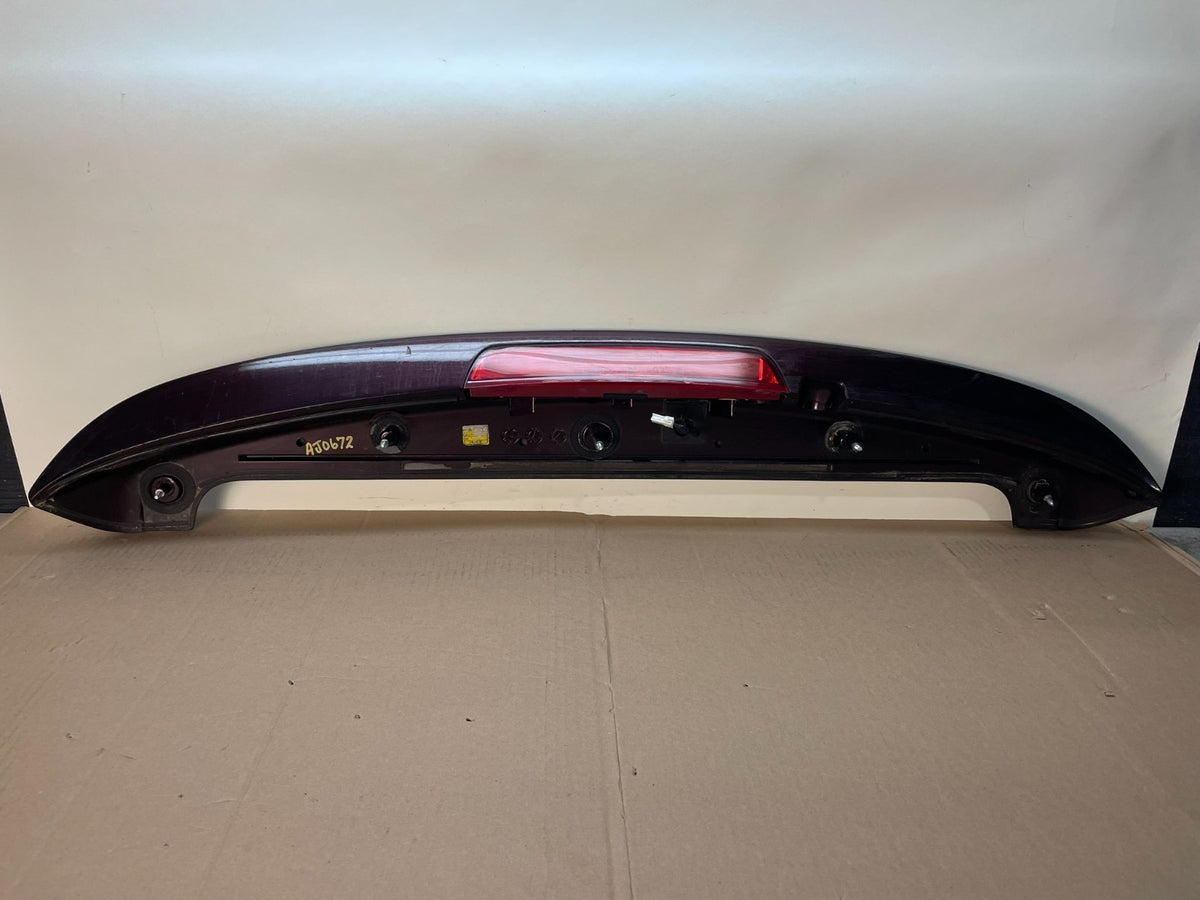 2011 to 2015 Kia Sorento Rear Spoiler Wing Brake Light aj0672 DG3