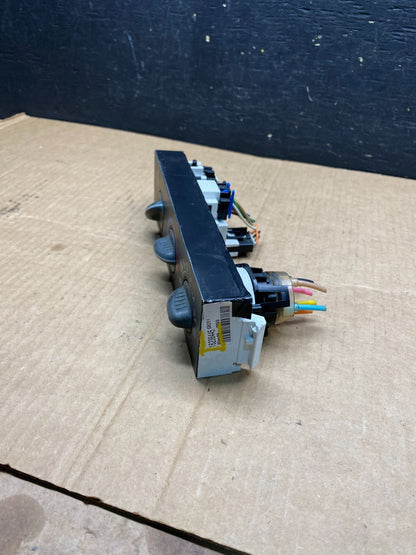 2001 - 2007 GMC Chevrolet Express 1500 Climate Control A/C M1808 DG2