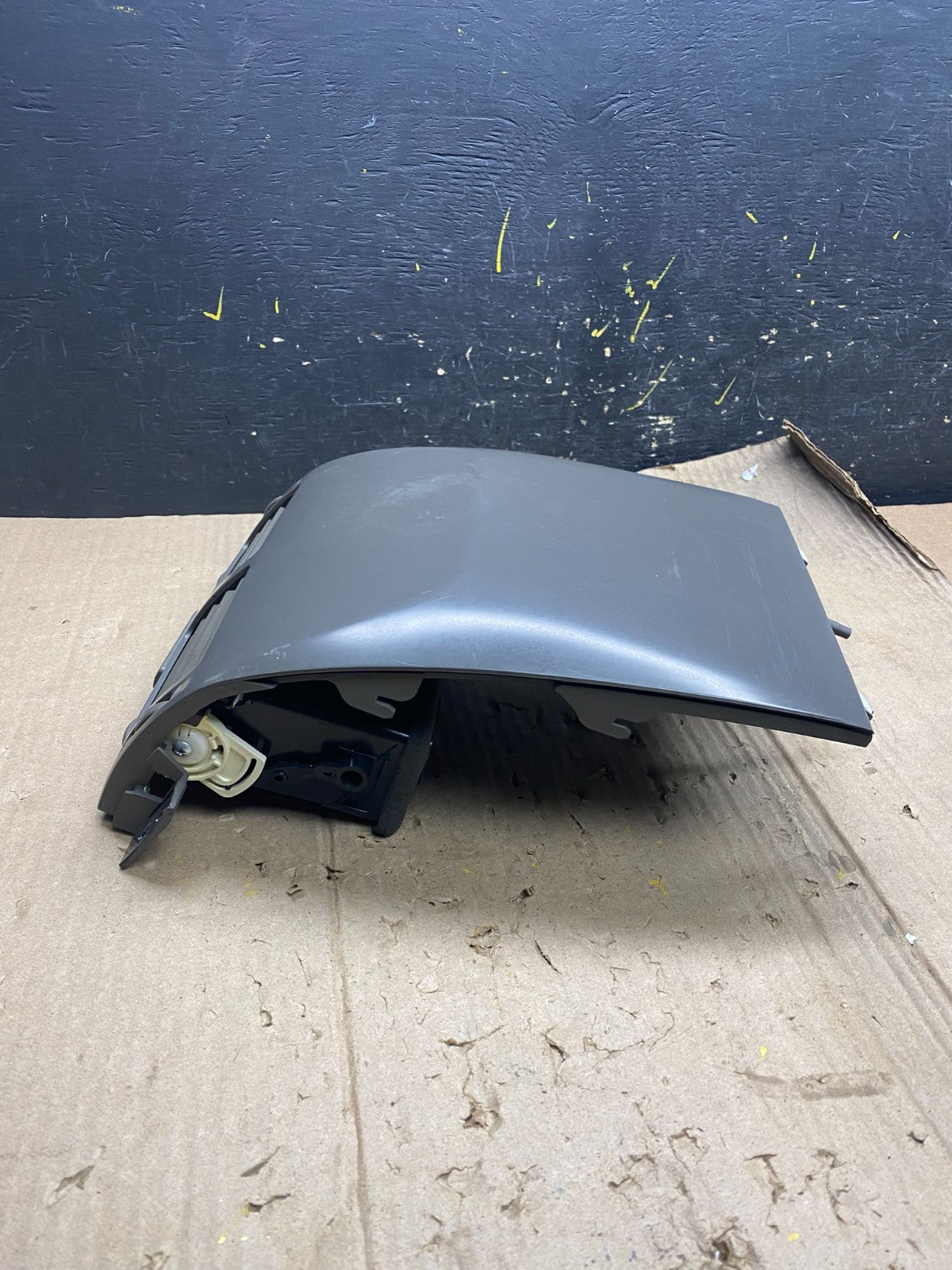 2006 2007 2008 Suzuki Grand Vitara Center Console Air Vent Oem X1941 DG3