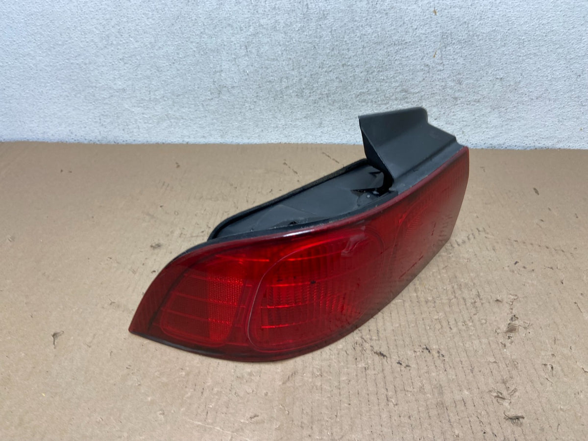 1993 to 1995 Honda Integra 4D Sedan Left Driver Side tail Light AF32412