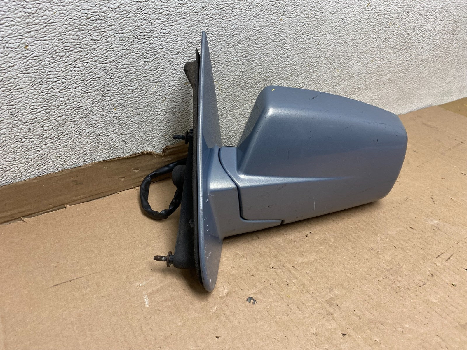 2004 to 2009 Cadillac SRX Left Driver Lh Side View Door Mirror Oem U8405 DG2