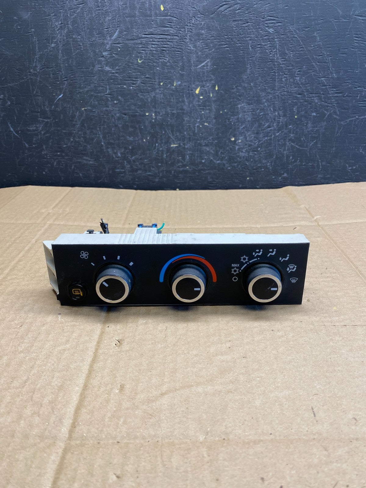 2008-2010 Chevrolet Express 1500 2500 3500 Climate Control Panel ac9286 DG0