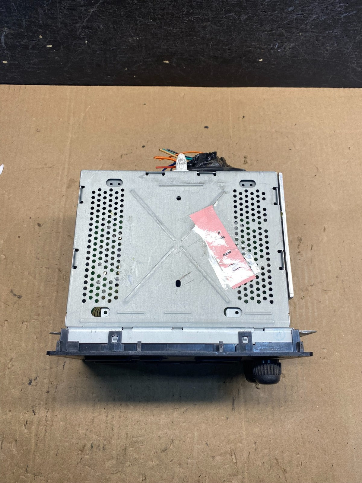2003-2007 Chevrolet Express GMC Savana Radio AM FM mp3 Aux Input AE7834 DW4