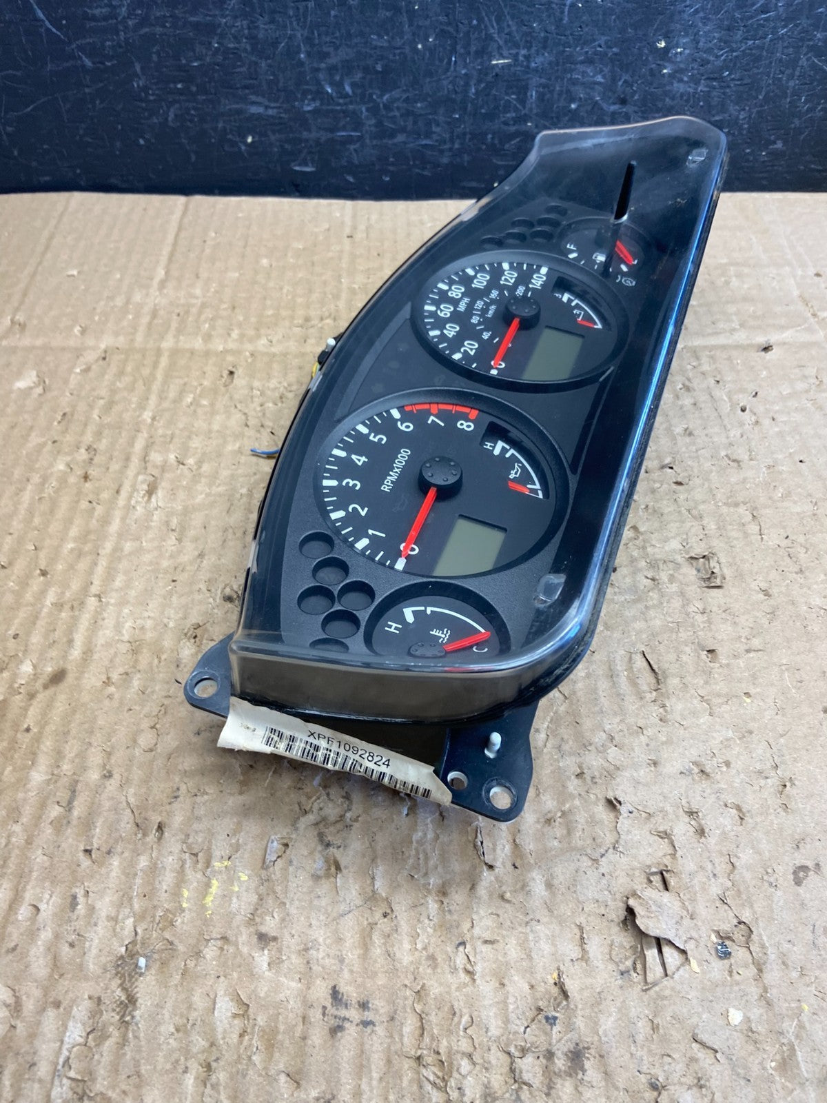 2005 Nissan Xterra Frontier Speedometer Cluster Gauge AD2026 DG1