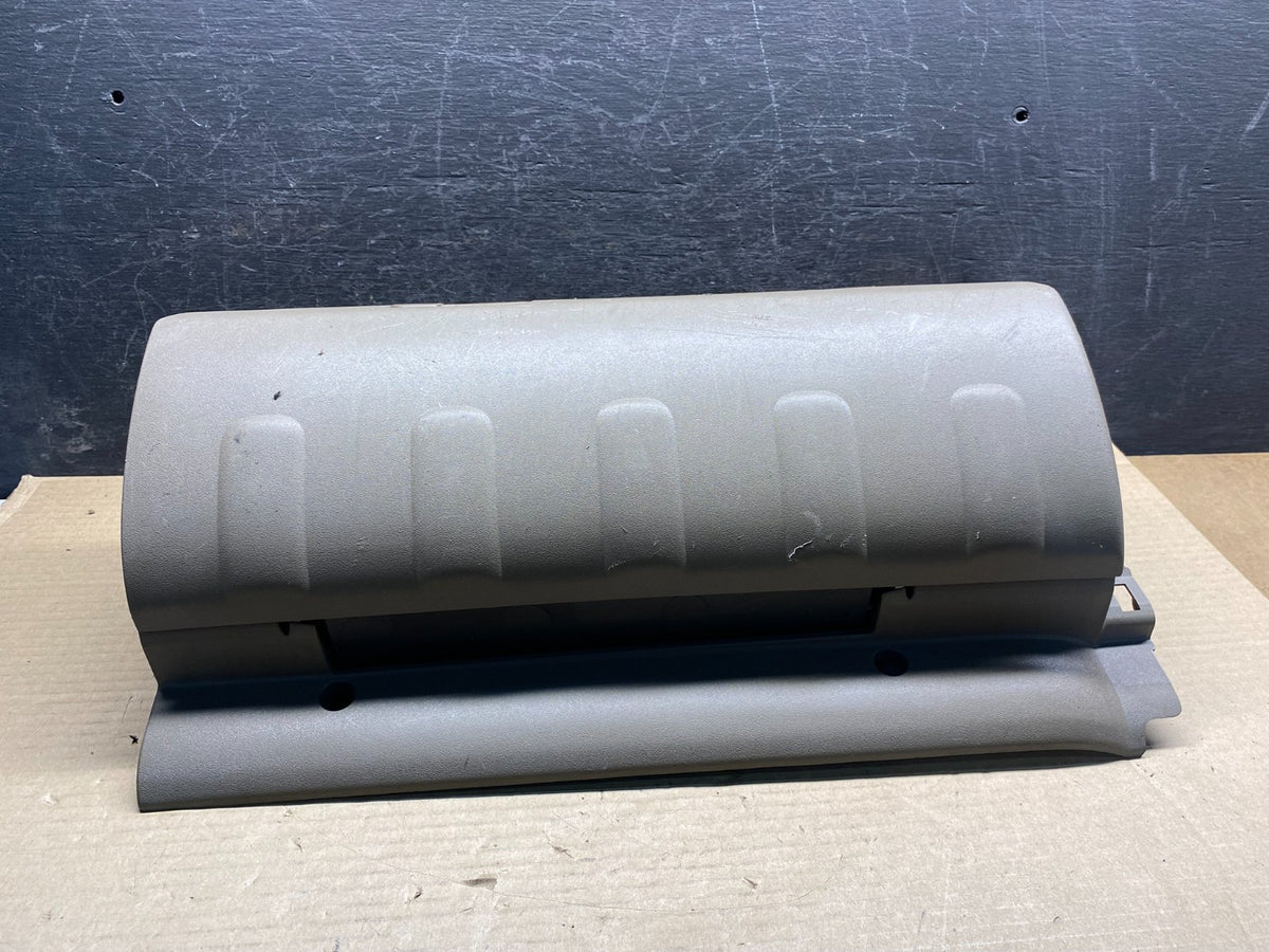 2005 - 2012 Nissan Pathfinder Front Right Passenger Storage Glove Box ah9725 DG0