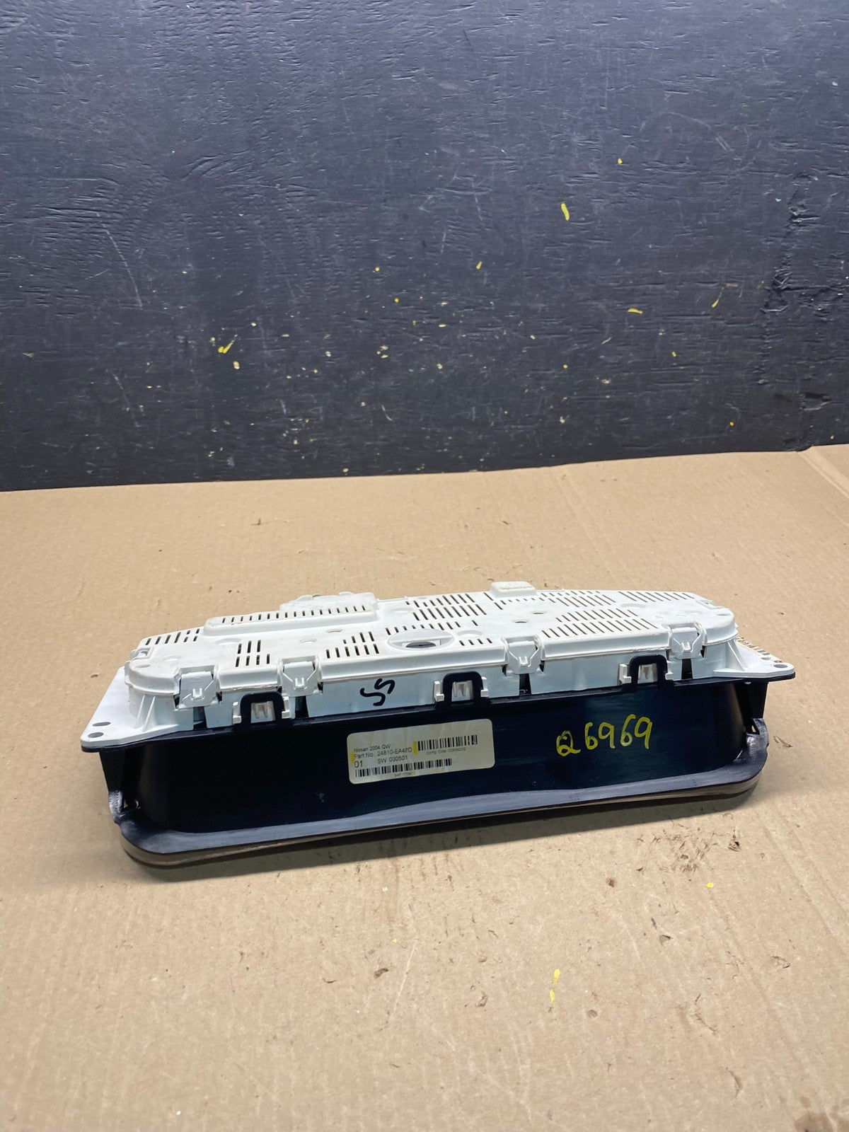 2005 Nissan Pathfinder Speedometer Cluster Gauge OEM q6969 DG5