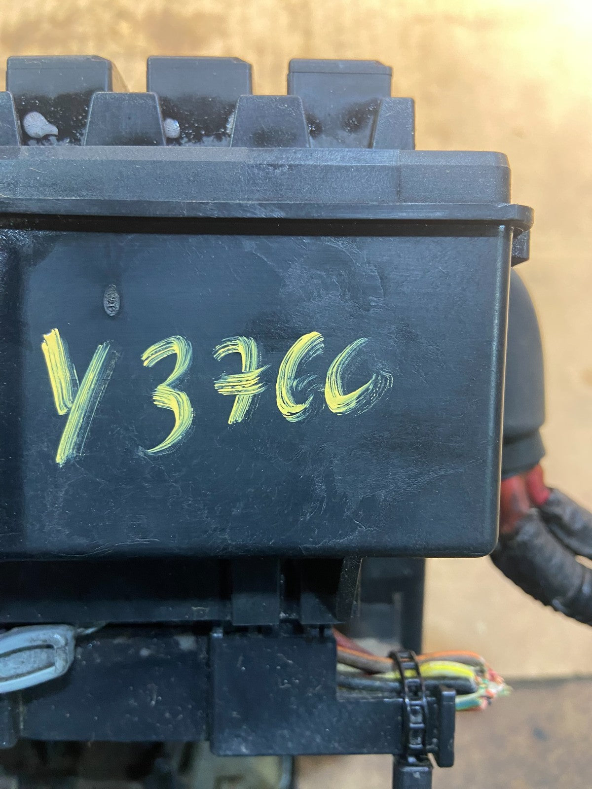 2005 Jeep Grand Cherokee Fuse Box BCM Body Control Module Y3760 DG8