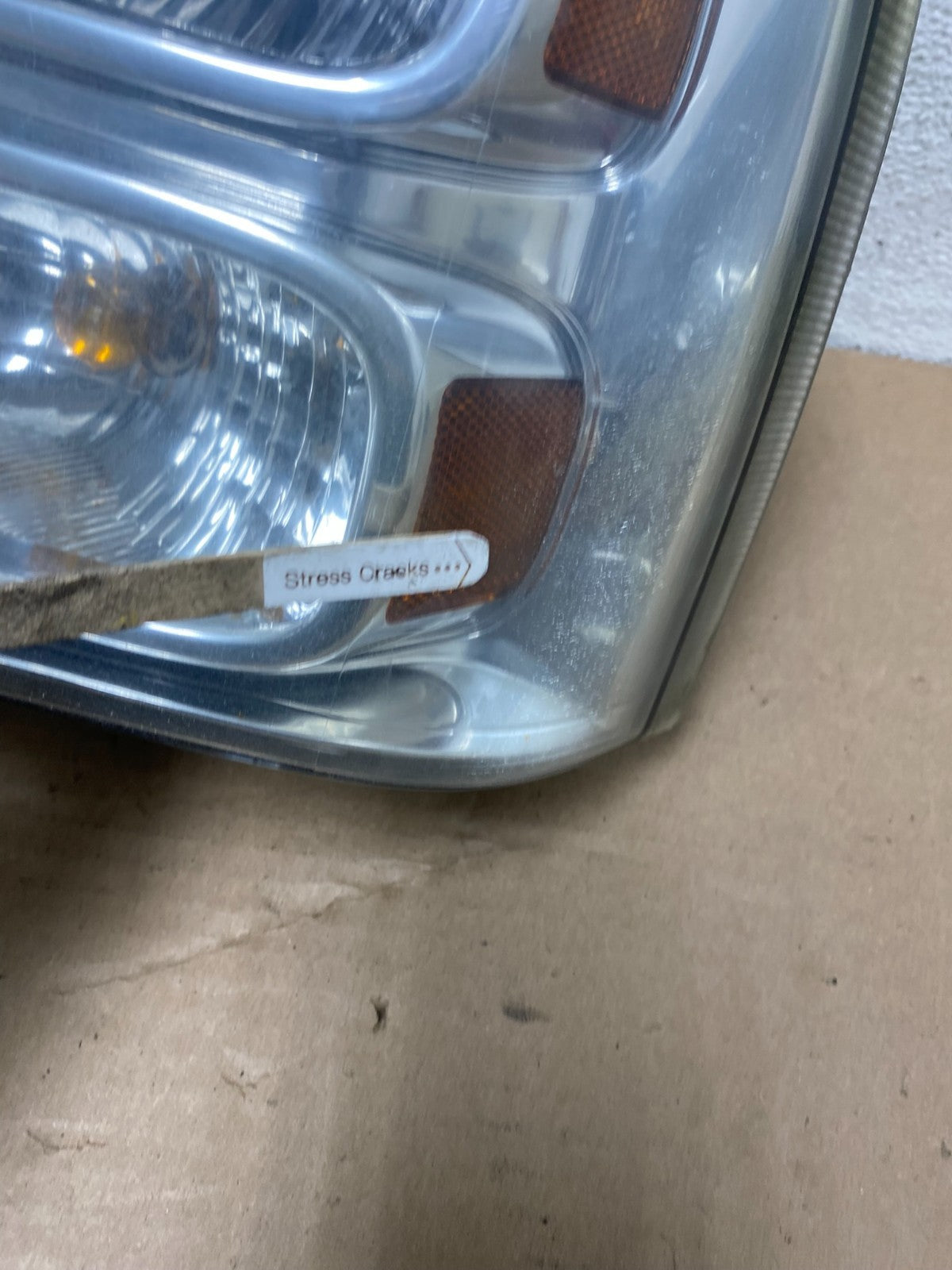 2005-2007 Ford F-250 F250 Super Duty Left+Right Side Headlights AI0955 DW6