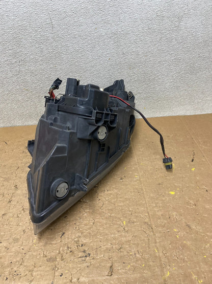 2009-2011 BMW 3 Series 328i 4/D Sedan Headlight Halogen Right Passenger V6388 DW6