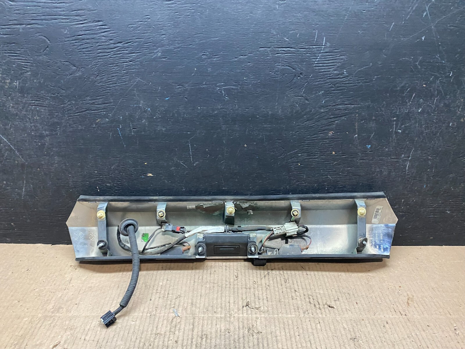 2010-2015 Gmc Terrain Lift Gate Handle with Camera Chrome Panel i3428 DG8
