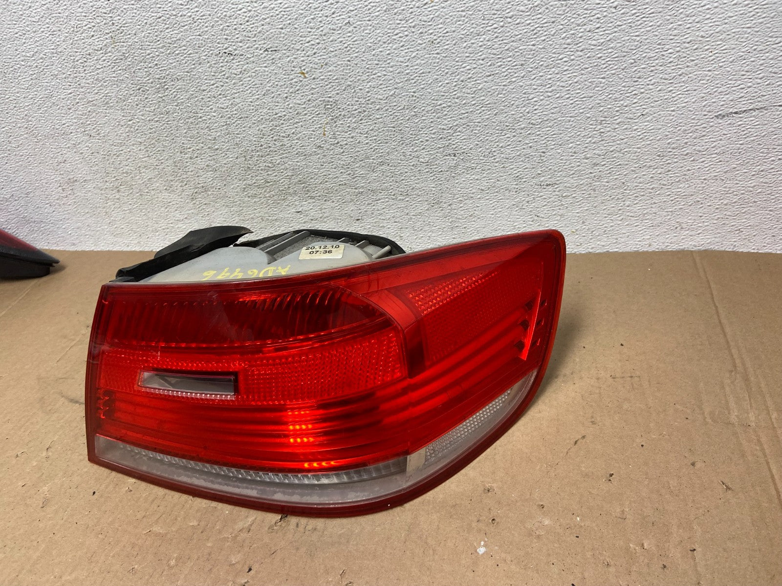 2007 to 2010 BMW M3 328i 335i Coupe Right Passenger RH Tail Light AD6496 DW1