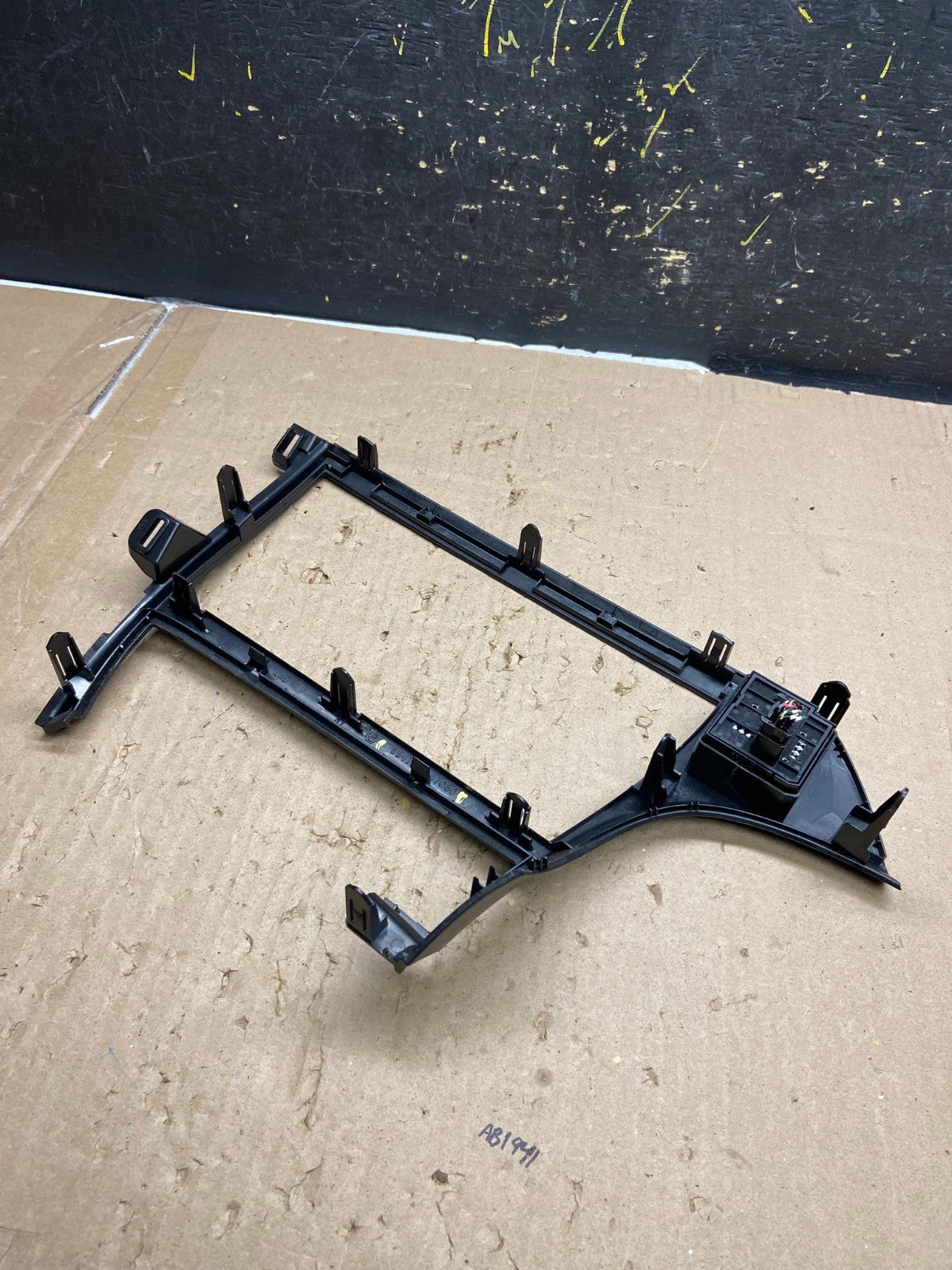 2010 to 2015 Toyota Prius Radio CD Player Screen Bezel Trim Oem ab5413 DG3