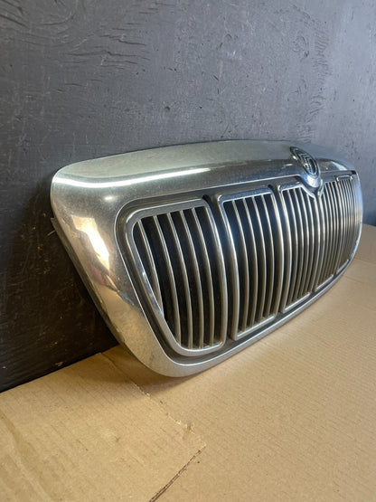 1998 to 2002 Mercury Grand Marquis Front Upper Grill Grille AE3495 DG2