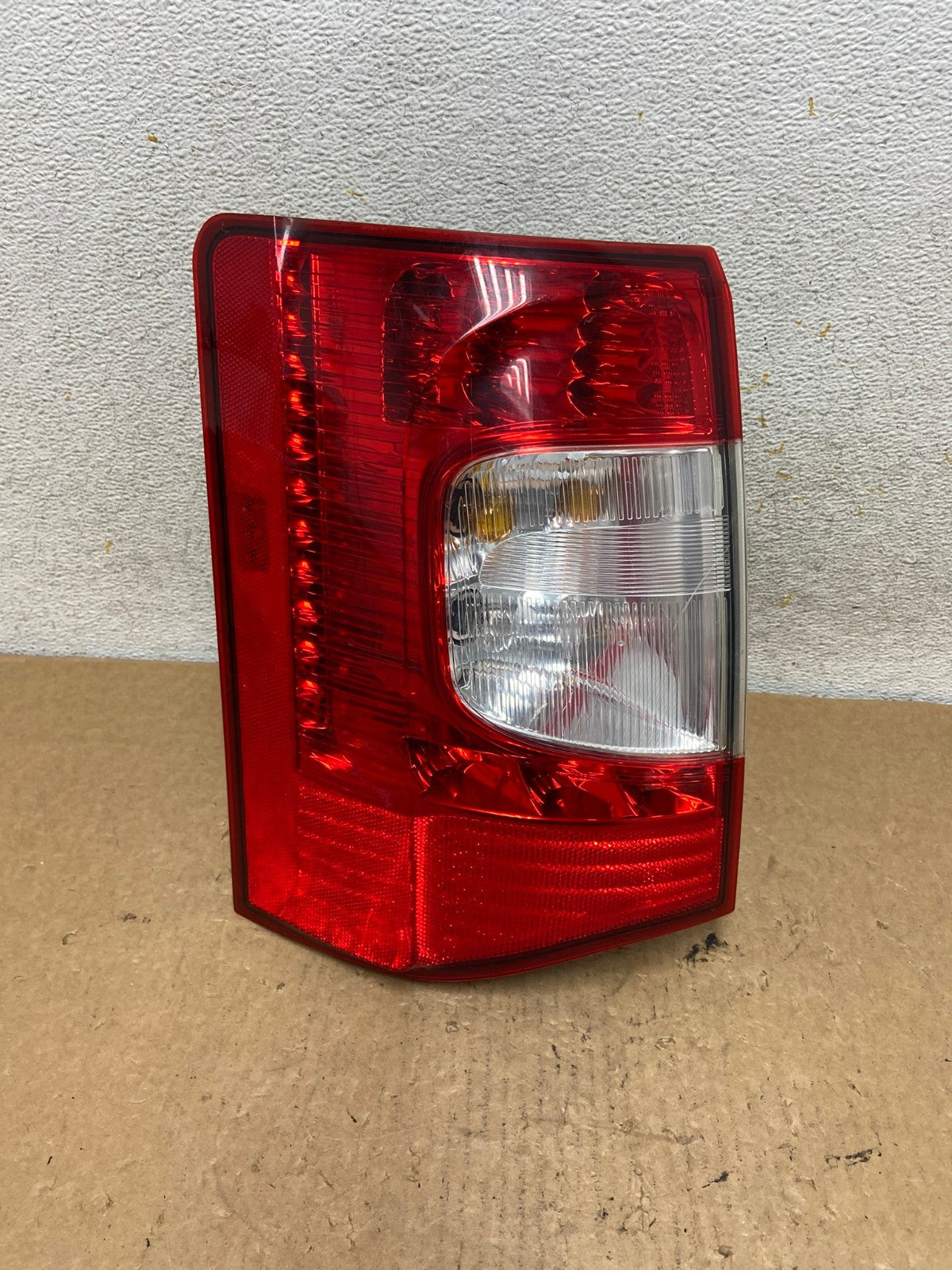 2011-2016 Chrysler Town and Country Left Driver Side Tail Light AI3498 LK0