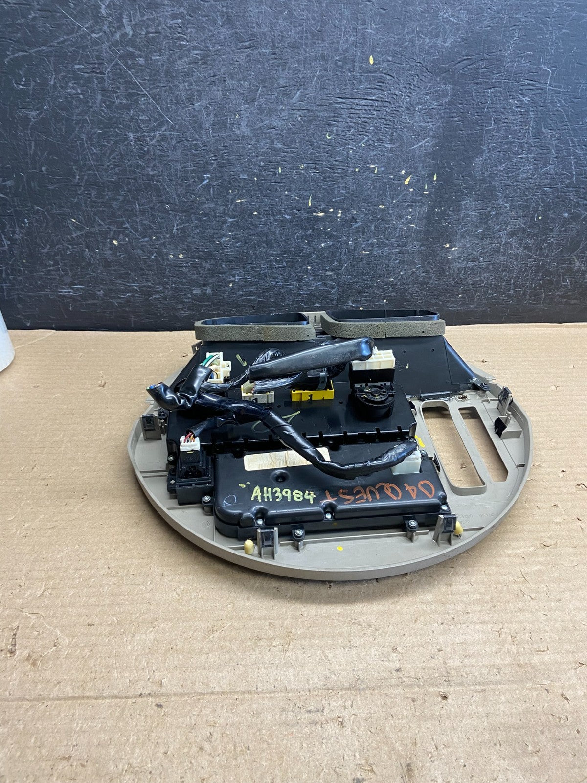 2004 to 2005 Nissan Quest Climate Control Hvac AC AH3984 DG3